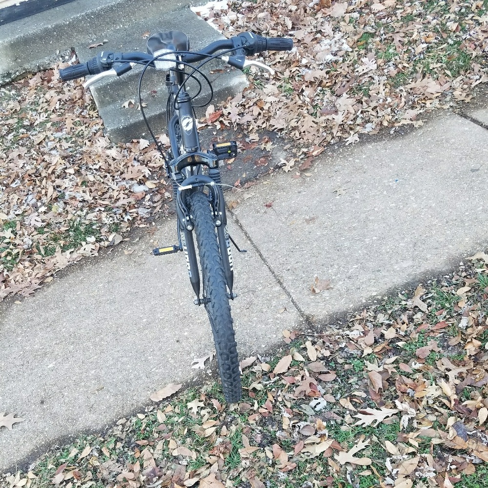 Bike - Picture 3 of 3